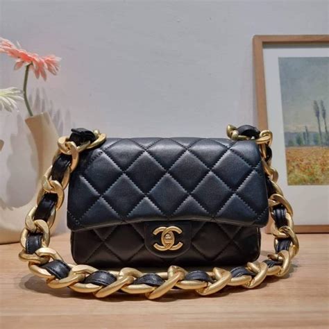 chanel chunky chain bag|where to buy chanel bags.